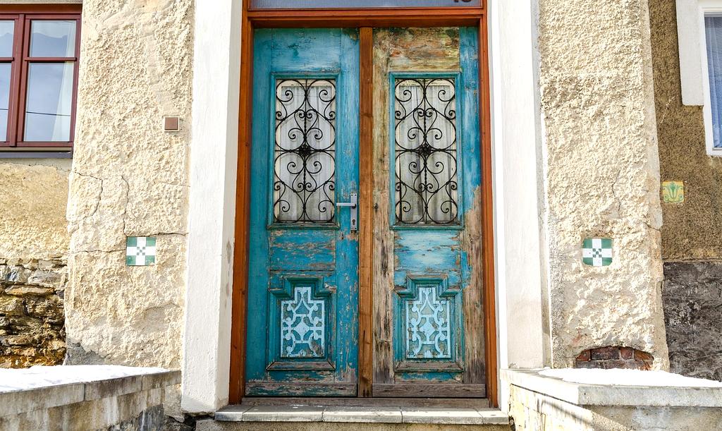 Compact entryway organizer with key hooks, mail slots, and small item storage